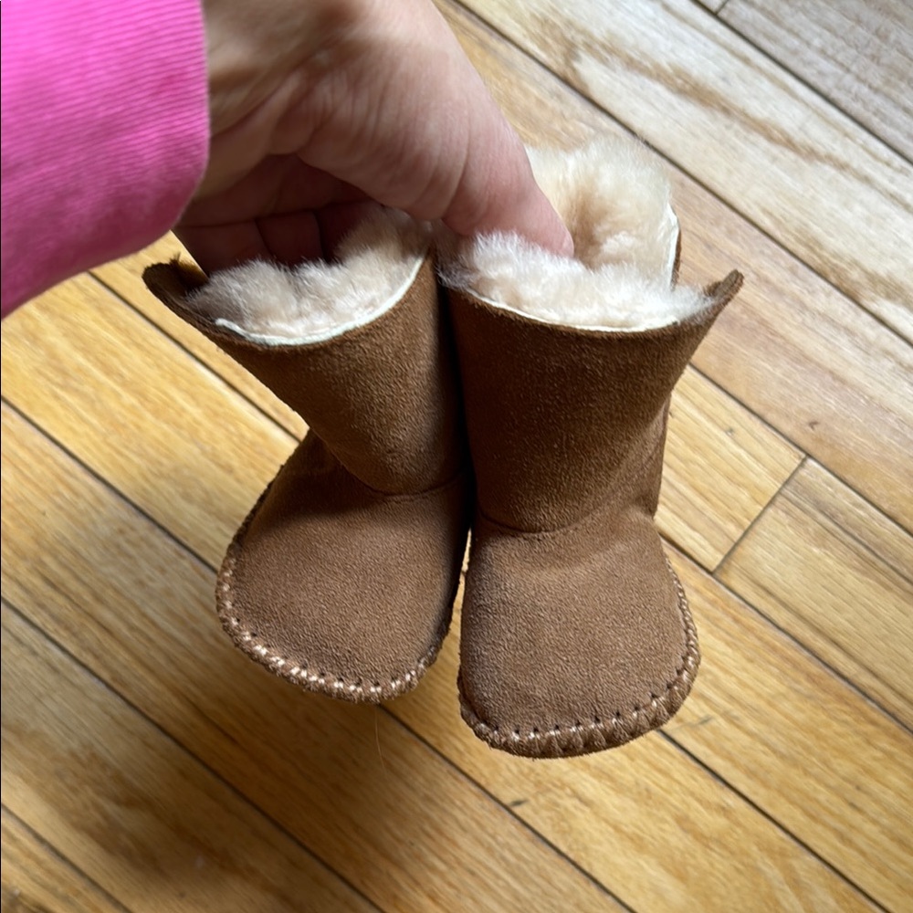 UGG Brown Sheepskin Boots with Plush Lining